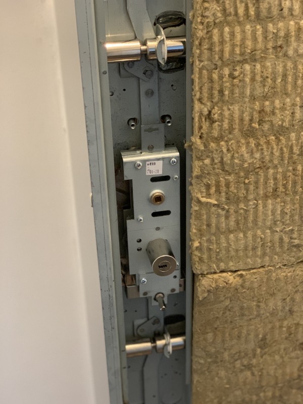  Dépannage Urgence sur porte blindée diamant 10 Picard Serrures à Fos-sur-Mer