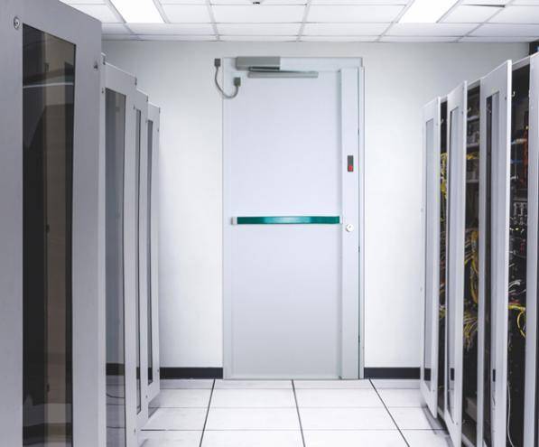 Installation d'une serrure multi points sur ma porte de service à Carry le Rouet